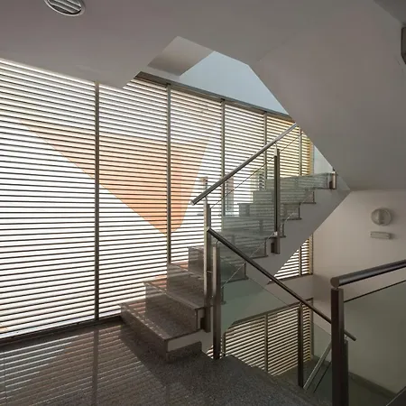 Studio 2 Min Walk Las Canteras Beach - Workspace *
